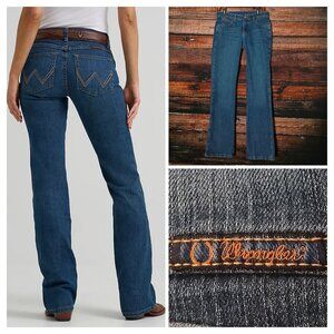 Wrangler Q Baby Jeans Size 5 6 Mid Rise Boot Cut Blue Denim Stretch Riding